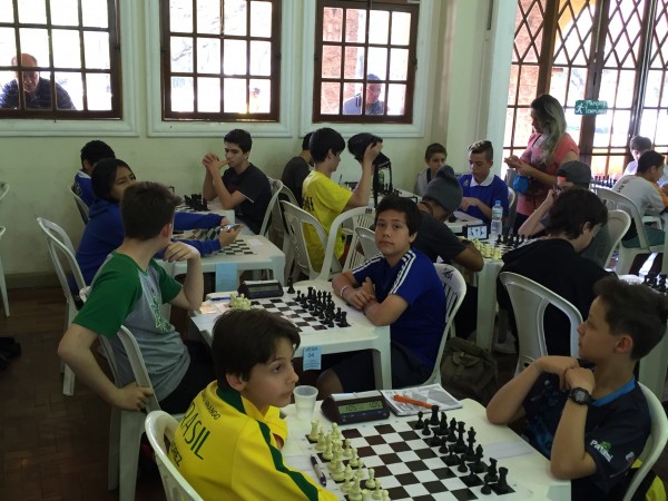 Mais de 430 estudantes participaram do Campeonato Brasileiro de Xadrez -  Notícias de Poços de Caldas e região