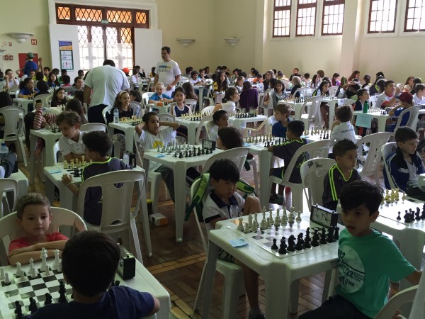 File:Campeonato Brasileiro de Xadrez Escolar 2011.JPG - Wikimedia