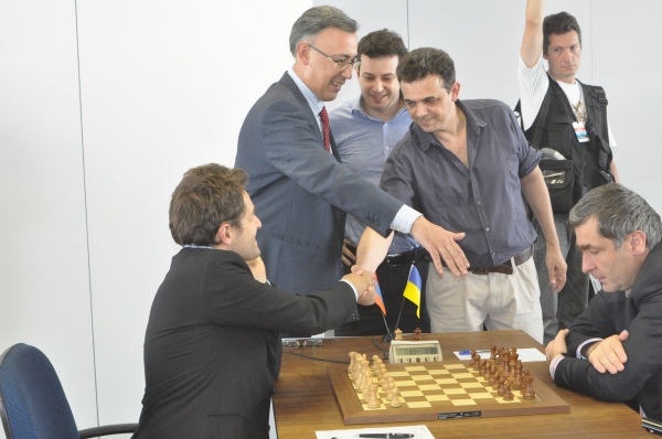 👉 Magnus Carlsen no Brasil - GRAND SLAM 2011. 